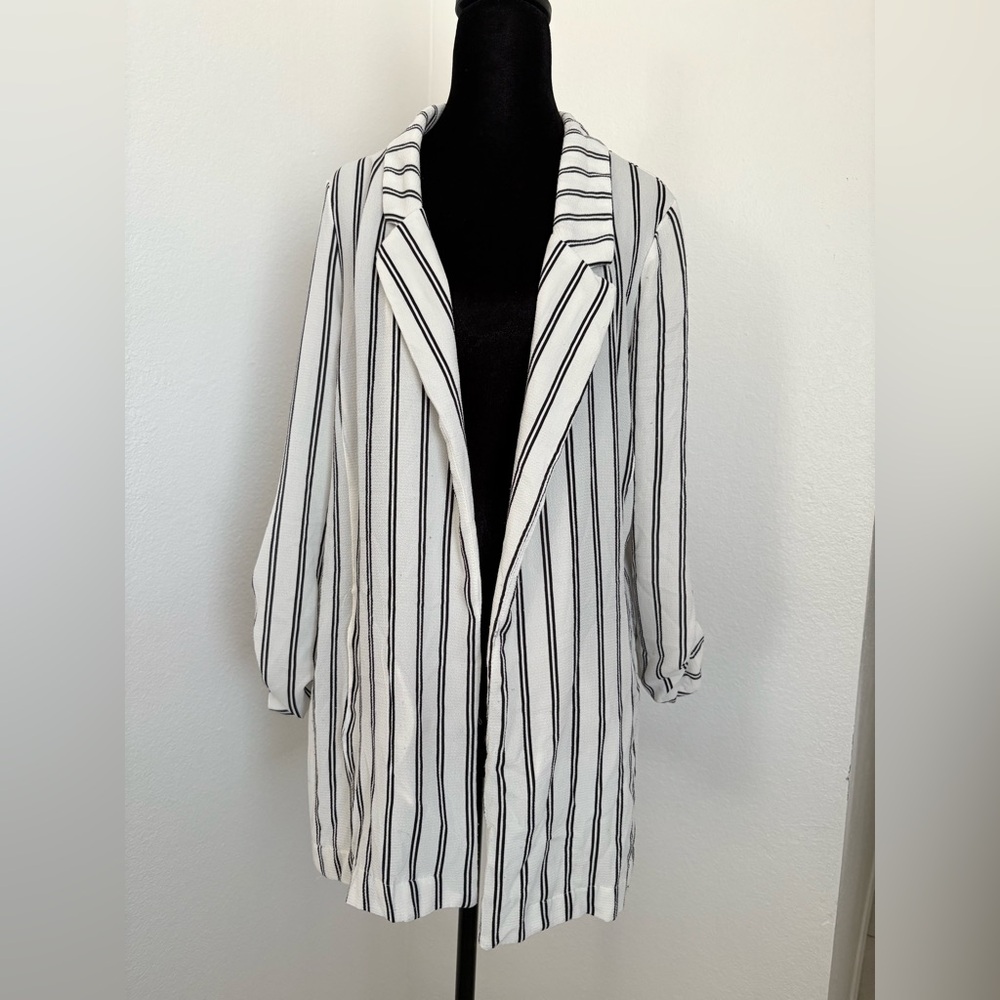 Iris Monochrome Striped Jacket